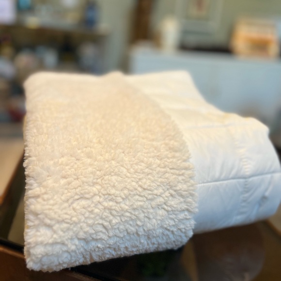 Free People Downhill Puffer Scarf - Picture 4 of 9